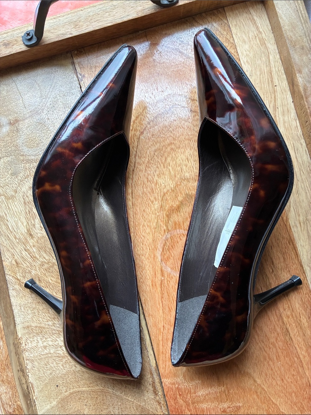 Stuart Weitzman Tortoiseshell Patent Leather Pointed Pumps - Picture 4 of 13